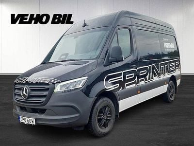 Svart Begagnad 2025 Mercedes 320 Pickup | 524 875 kr