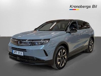 Grafik grey Ny 2025 Opel Grandland X SUV | 459 890 kr (Lite dyr)