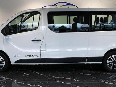 Vit Begagnad 2015 Renault Trafic Minibuss | 149 900 kr (Dyr)