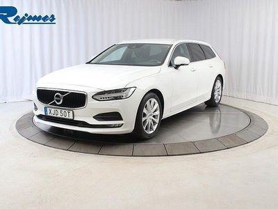 Vit (ice vit) Begagnad 2019 Volvo V90 Momentum Kombi | 194 000 kr (Lite dyr)