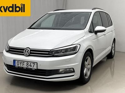 Begagnad VW Touran 110 HK (80 kW) 2016 Vit Minibuss