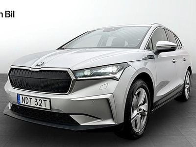 Silver Begagnad 2023 Skoda Enyaq iV SUV | 354 900 kr (Marknadspris)