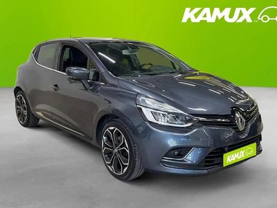 Silver/grå Begagnad 2017 Renault Clio IV Halvkombi | 119 700 kr (Dyr)