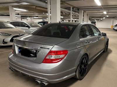 Mercedes C63 AMG