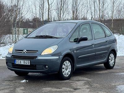 Begagnad Citroën Xsara Picasso 136 HK (100 kW) 2006 Minibuss