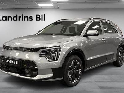Grå (steel grey) Begagnad 2022 Kia e-Niro SUV | 299 000 kr (Marknadspris)