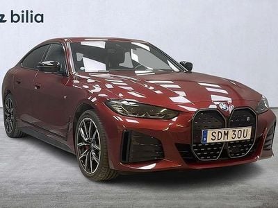 Röd Begagnad 2023 BMW i4 M Sport Sedan | 469 000 kr (Marknadspris)