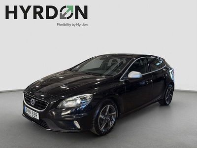 Svart Begagnad 2014 Volvo V40 Kombi | 99 000 kr (Dyr)