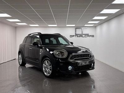 Svart Begagnad 2019 Mini Cooper Countryman Salt SUV | 229 900 kr (Marknadspris)