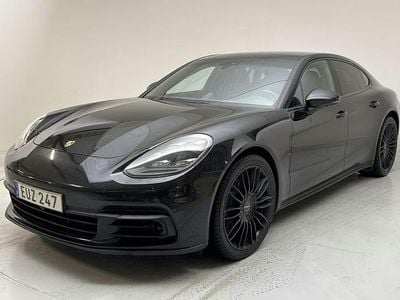 Porsche Panamera 4S