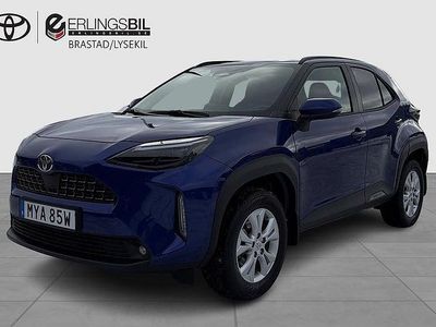 Begagnad Toyota Yaris Cross Style 92 HK (67 kW) 2024 Mörkblå SUV