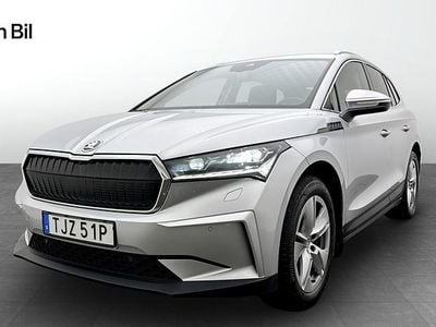 Begagnad Skoda Enyaq iV 150 kW (204 HK) 2023 Silver SUV