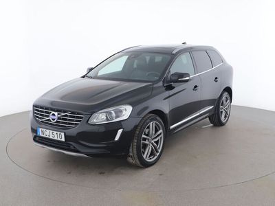 begagnad Volvo XC60 D4 AWD Geartronic Summum / VOC, Panorama, GPS