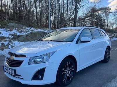 Begagnad Chevrolet Cruze 163 HK (119 kW) 2013 Vit Kombi