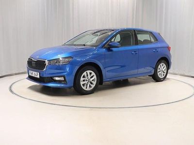Blå Begagnad 2025 Skoda Fabia Comfort Halvkombi | 249 800 kr (Marknadspris)