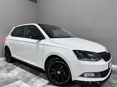 Vit Begagnad 2015 Skoda Fabia Monte Carlo Halvkombi | 99 900 kr (Dyr)