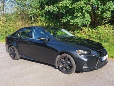 Lexus IS300h