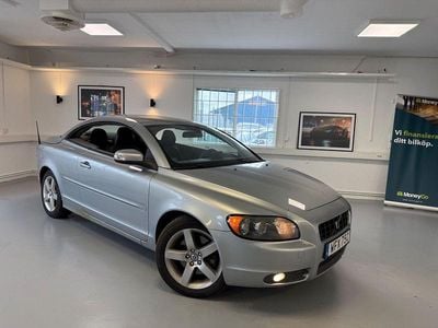 Begagnad Volvo C70 Momentum 164 HK (120 kW) 2007 Silver Cab