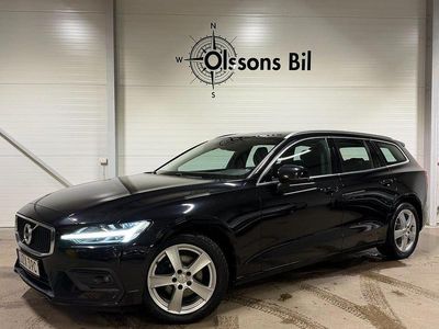 Svart Begagnad 2020 Volvo V60 Momentum Kombi | 239 900 kr (Marknadspris)