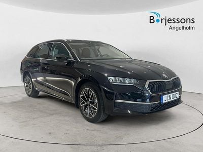 Svart Ny 2025 Skoda Octavia Kombi | 329 900 kr