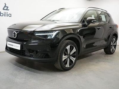 Svart Begagnad 2022 Volvo XC40 Core SUV | 334 900 kr