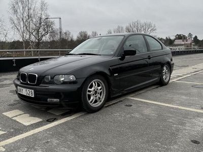 begagnad BMW 316 Compact ti facelift manuell