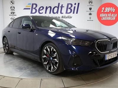 Begagnad BMW 550 Comfort Edition 490 HK (360 kW) 2024 Tanzaniteblåmetallic Sedan