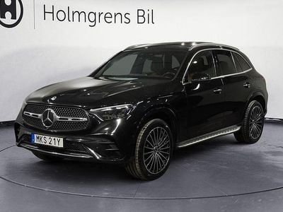 Svart Begagnad 2023 Mercedes GLC400d AMG line SUV | 599 900 kr