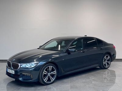 Begagnad BMW 730L M Sport 266 HK (195 kW) 2016 Grå Sedan