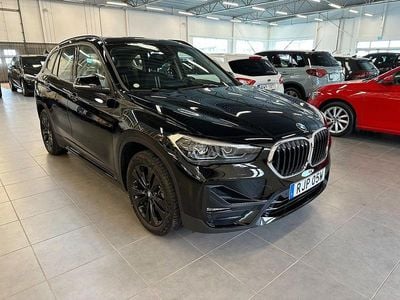 Svart Begagnad 2021 BMW X1 Sport Line SUV | 329 000 kr (Marknadspris)