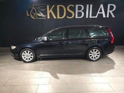 Svart Begagnad 2011 Volvo V70 R-Design Momentum Kombi | 59 900 kr (Lite dyr)