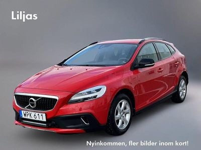 Begagnad Volvo V40 CC Business Edition 151 HK (111 kW) 2017 Röd Kombi