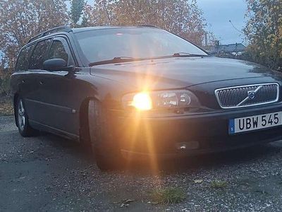 Begagnad 2004 Volvo V70 Kombi | 19 000 kr (Marknadspris)