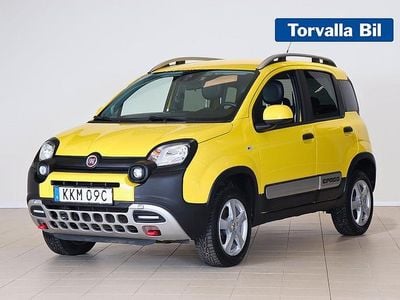 Gul Begagnad 2019 Fiat Panda Cross Cross Halvkombi | 179 900 kr