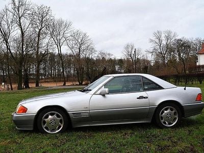 Silver met/antracit skinn Begagnad 1992 Mercedes SL500 Cab | 128 500 kr