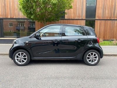 Begagnad Smart ForFour 71 HK (52 kW) 2014 Svart Halvkombi