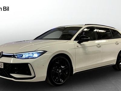 Begagnad VW Passat Style 193 HK (141 kW) 2025 Pure white Kombi