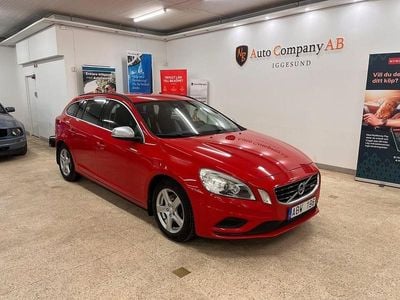 Röd Begagnad 2013 Volvo V60 R-Design Kombi | 74 900 kr (Bra pris)