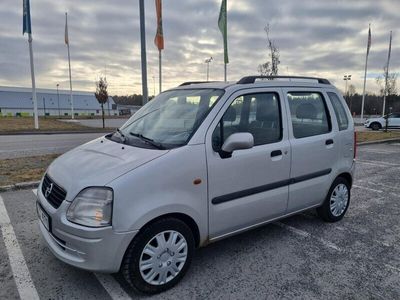 begagnad Opel Agila 1.2 mkt välskött bensinsnål