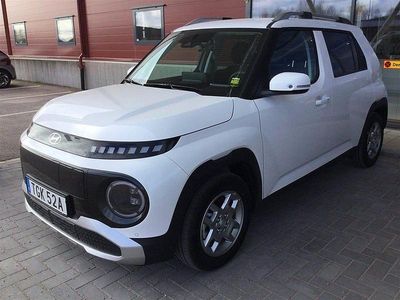Begagnad Hyundai Inster Advanced 84 kW (115 HK) 2025 Vit Halvkombi