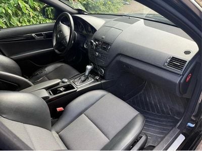 Mercedes C200