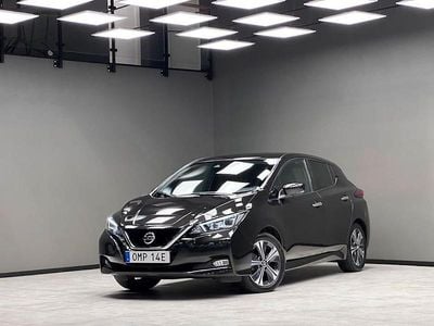 Svart Begagnad 2021 Nissan Leaf 360º Halvkombi | 169 900 kr (Marknadspris)
