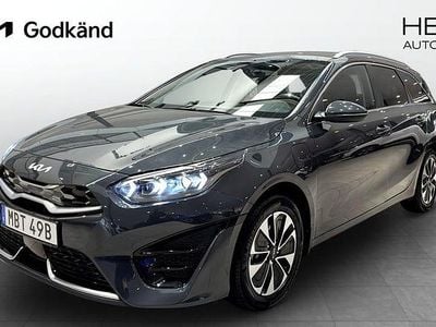 Grå Begagnad 2024 Kia Ceed Advance Halvkombi | 309 900 kr (Marknadspris)