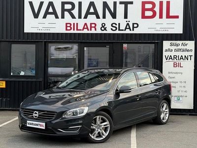 Grå Begagnad 2014 Volvo V60 Momentum Kombi | 119 900 kr (Marknadspris)