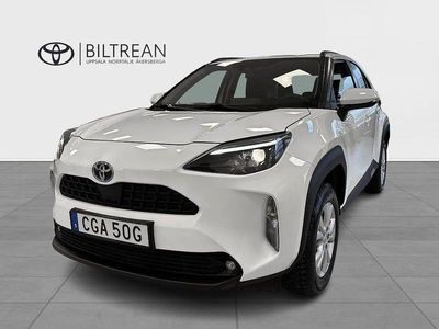 Vit Begagnad 2023 Toyota Yaris Hybrid Active | 259 900 kr (Marknadspris)