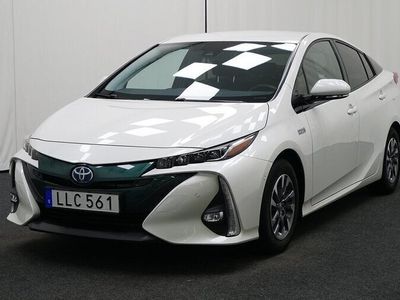 begagnad Toyota Prius Plug-in Hybrid PHEV Kamera, Navi, HUD 2018, Halvkombi