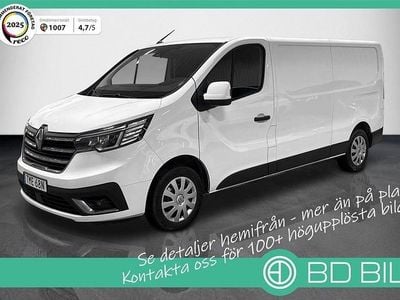 Vit Begagnad 2023 Renault Trafic Minibuss | 309 900 kr (Dyr)