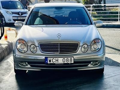 Mercedes E240