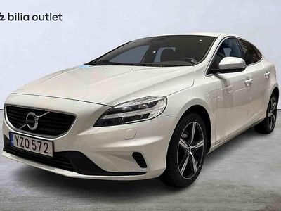 Vit Begagnad 2018 Volvo V40 Halvkombi | 149 900 kr