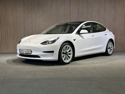 begagnad Tesla Model 3 Standard Range plus 60 kwh I 19\" fälgar I Vhjul
